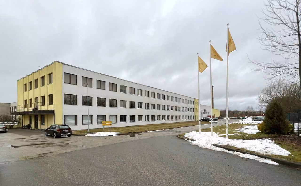 Werk der Fein-Elast Estonia OÜ in Sindi im Winter